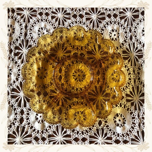 Vintage Brockway Glass American Concord Amber Relish Tray - Picture 1 of 3